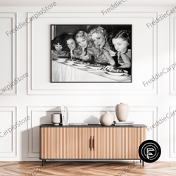 decorative wall art, women eating pasta black and white vintage old retro photography trendy kitchen diner wall art deco