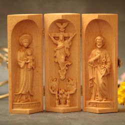 Home Portable Altar Table Catholic Triptych Art Wood Carving Catholic Collectibles Religious Triptych Catholic Gifts