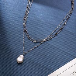 Double Layered Pearl Pendant Necklace With Light Luxury High-End Design Simple And Elegant Hip Hop Gentle Style