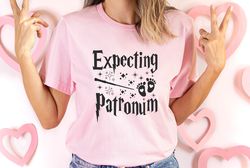 expecting patronum shirt, pregnancy announcement shirt, baby announcement t-shirt, birth announcement, pregnancy gift, m