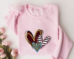 Valentine's Day Heart Sweatshirt,Leopard Love Heart Shirt,Valentines Day Shirts For Woman,Valentines Day Gift,Happy Vale