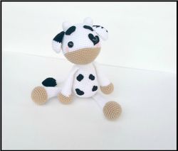Mabel the cow crochet
