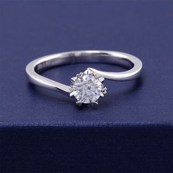 Simple Design 0.5Ct Moissanite Engagement Ring 925 Sterling Silver Round Cut VVS