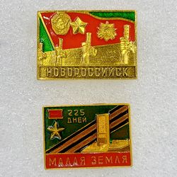 Vintage pin badge Hero Cities of the USSR 2 pieces 1983