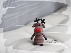 Christmas Deer crochet pattern, amigurumi reindeer pattern in English, crochet toy keychain