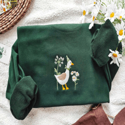 Goose and Daisy Embroidered Sweatshirt 2D Crewneck Sweatshirt Gift For Family