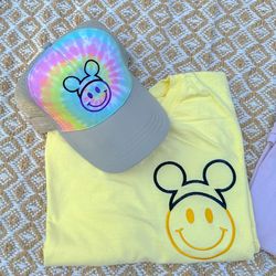 Smiley Mickey Hat Embroidered T-shirt  Disney Snacks Embroidered T-shirt  Smiley Sweatshirt