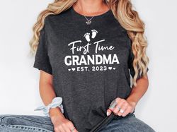 Grandma Est 2023 Shirt, First Time Grandma, Promoted To Grandma, Grandmother Pregnancy Reveal, New Grandma Sweatshirt, S