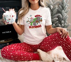 Merry Slothmas Shirt, Sloth Christmas Shirt, Funny Animal Christmas Shirt, Xmas Sloth Tee, Christmas Gift, Cute Sloth Te