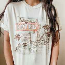 the eagles tee, band tee, hotel california tee, graphic tee for women, vintage shirt, gift for music lovers, music shirt