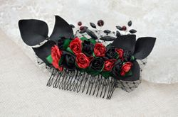 Black and dark red (burgundy) roses gothic hair comb. Decorative flower bridal hair piece