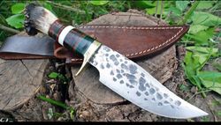D2 Steel Hunting Bowie Knife, Beautiful Deer Horn Grippy & Comfortable Handle With Snake Skin Leather Sheath