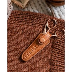 Handmade leather Holder for Yarn Scissor