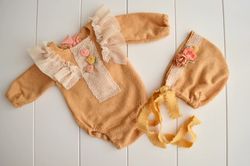 Newborn girl mustard photo prop outfit: onesie and bonnet. Boho