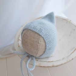Newborn knit blue pixie hat photo prop . Newborn boy knit bonnet photography prop . First picture props. Blue newborn pr
