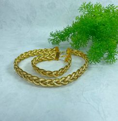 Choker and bracelet.Golden braid. Jewelry for you. Handmade.