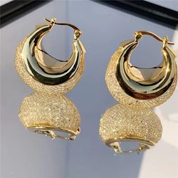 new tide gold hollowed out crystal earrings light luxury ear buckle unique fashion temperament ear accessories