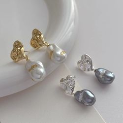 Metal Irregular Love Heart Baroque Pearl Drop Earrings for Women Fashion Elegant Daily Travel Jewelry Pendant Gifts