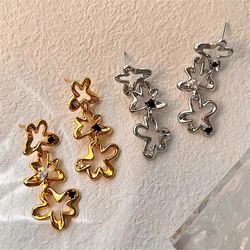 Retro zircon gold flower pendant womens earrings Fashion design senior sense exaggerated dinner party earrings