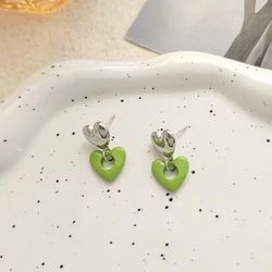 New Love pendant earrings light luxury high sense green silver pin earrings simple design sense summer pendant earrings