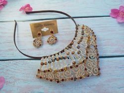 Tiara and earrings gold jewelry set, for a celebration, anniversary, birthday,wedding head decoration,jewelry in the old