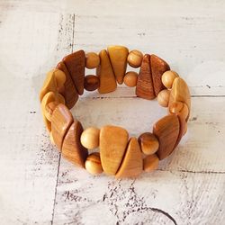 Wooden juniper bracelet for women with elastic band jewelry beads & triangles Boho