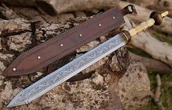 Handmade Engraved Chisel, Hand Engraved Roman Gladius forged Sword, Carbon Steel, Leather Sheath, Beautiful Gift,