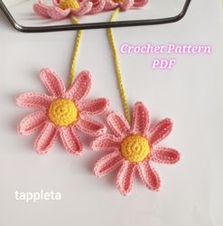 Pink flowers crochet car hanger pattern, Crochet daisy rearview mirror charm, Flowers car decor pattern, Hanging car