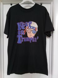 Keep on Trumpin' Graphic Print T-Shirt