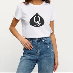 QOS Woman's t-shirts quen of spades white