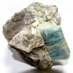 Beryl Aquamarine Crystal Specimen Stone Gemstone Mineral 1015 grams