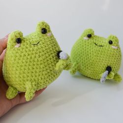 plush meme frog with knife crochet amigurumi pdf pattern