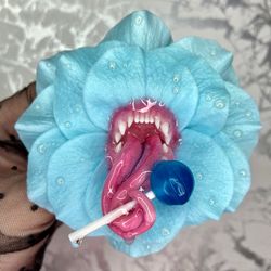 Polymer clay brooch toothy flower blue