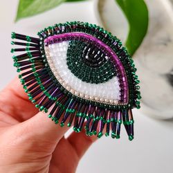 Beaded eye brooch, evil eye jewelry, embroidered brooch nazar, boho accessories for women