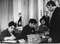 Сеанс одновременной игры Анатолия Карпова, изюминка фото в том, что слева 12–летний Гарри Каспаров, Ленинград, 1975 год.jpeg