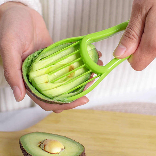 https://www.inspireuplift.com/resizer/?image=https://cdn.inspireuplift.com/uploads/images/seller_product_variant_images/3-in-1-avocado-tool-for-kitchen-2705/1625645659_avocadotool4.png&width=600&height=600&quality=90&format=auto&fit=pad