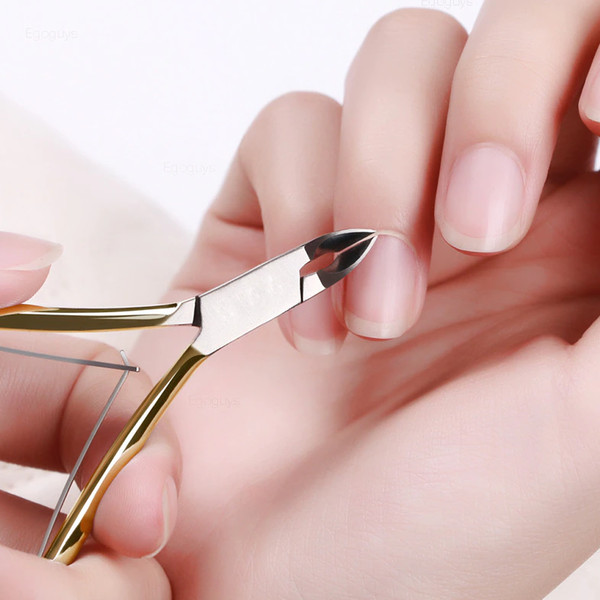 https://www.inspireuplift.com/resizer/?image=https://cdn.inspireuplift.com/uploads/images/seller_product_variant_images/professional-cuticle-nipper-for-manicure-pedicure-3316/1630575952_cuticlenipper5.png&width=600&height=600&quality=90&format=auto&fit=pad