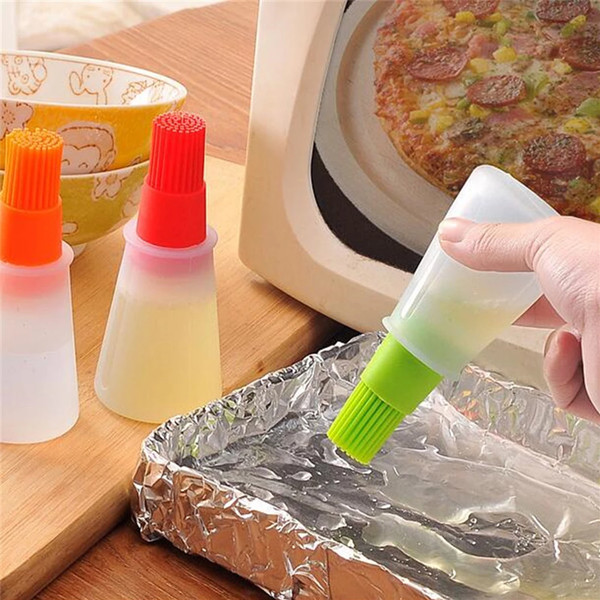 EIKS Oil Bottle with Silicone Brush for Cooking BBQ Kitchen