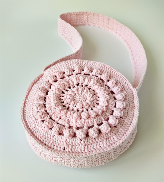 crochet sling bag.jpg