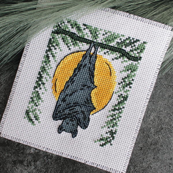 Cross stitch pattern Bat (2).png