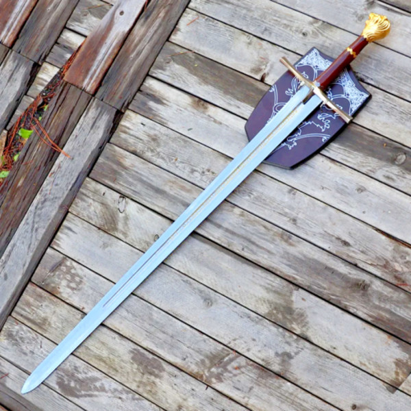 Chronicles-of-Narnia-Prince-Sword-Replica-Sword-in-Glorious-Gold-BladeMaster (4).jpg