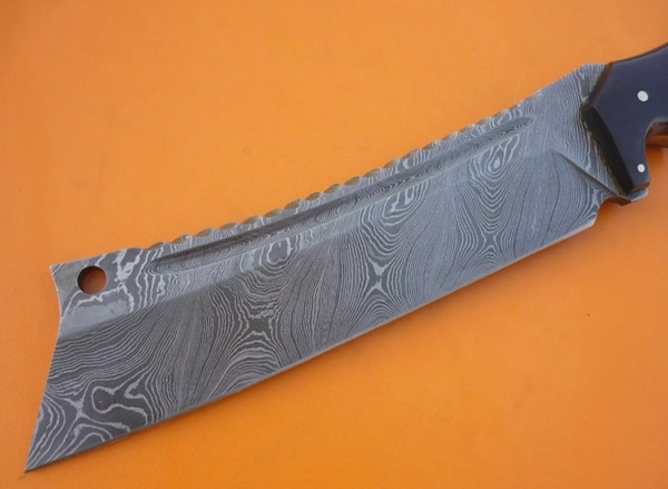 Hand-Forged-Tactical-Tanto-Personalized-Hunting-Knife-Japanese-Chef-Knife-Damascus-Steel-Perfection-BladeMaster (6).jpg