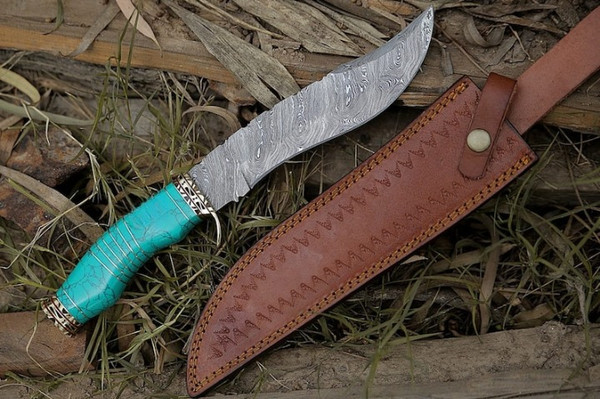 Handmade_Damascus_Hunting_Knife,_Fixed_Blade,_Gut_Hook,_Bull_Cutter_-_Unique_Gifts_for_Men__USA_Crafted_Knives (1).jpg