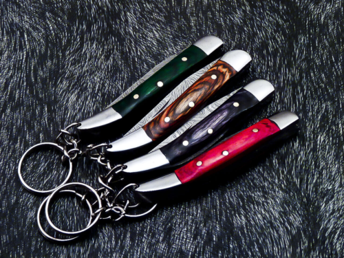 85_Custom_Hand-Forged_Damascus_Steel_Pocket_Folding_Keychain_Knives (2).png
