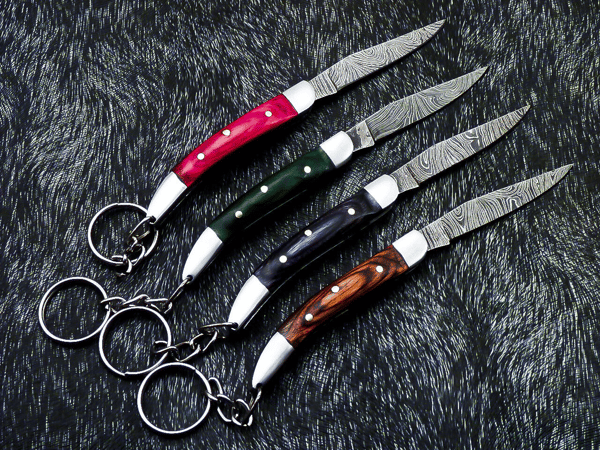 85_Custom_Hand-Forged_Damascus_Steel_Pocket_Folding_Keychain_Knives (6).png