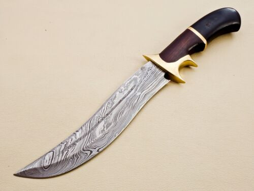 Exquisite_Handcrafted_Damascus_Steel_Bowie_Hunting_Knife_featuring_a_Rosewood_Handle,_Complete_with_a_Sheath (7).jpg
