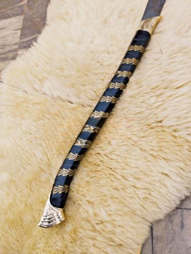 Faithful_recreation_of_the_iconic_Elven_sword_from_Middle-earth_42_overall_length (2).jpg