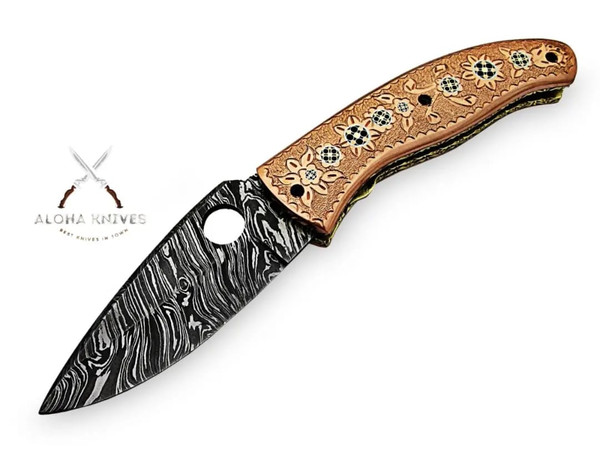 handmade-damascus-fire-pattern-folding-knife-with-engraved-handle (3).jpeg