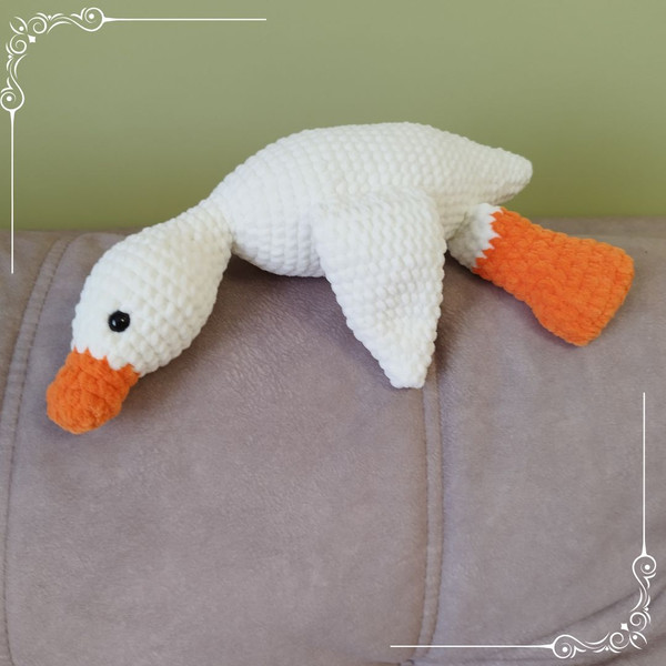 Crochet goose pattern, Crochet birds, Amigurumi goose, Plush crochet pattern, Crochet for beginnes, Easy crochet goose pattern, Plusies toy (6).jpg