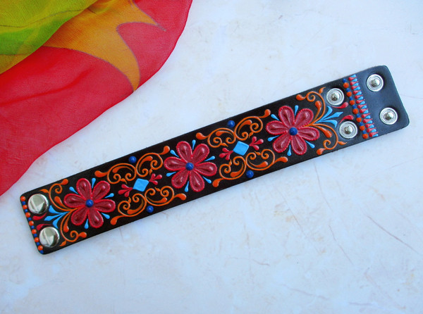 Flower-cuff-bracelet.JPG